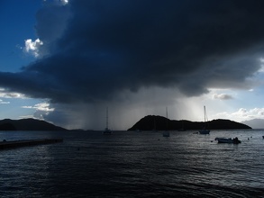 Averse sur l'îlet à Cabrit