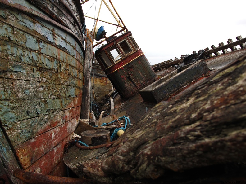 Wooden Shipwreck.JPG